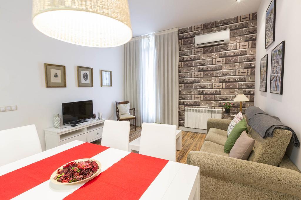 Smartrental Madrid Gran Via Apartments Exterior photo
